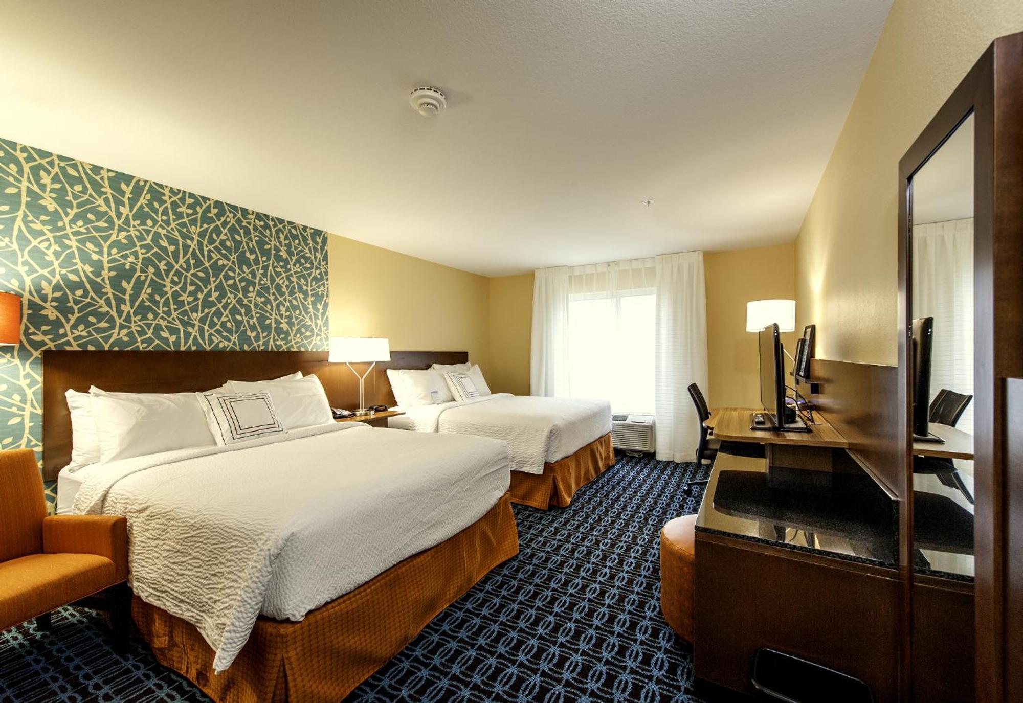 Fairfield Inn & Suites By Marriott Meridian Bagian luar foto