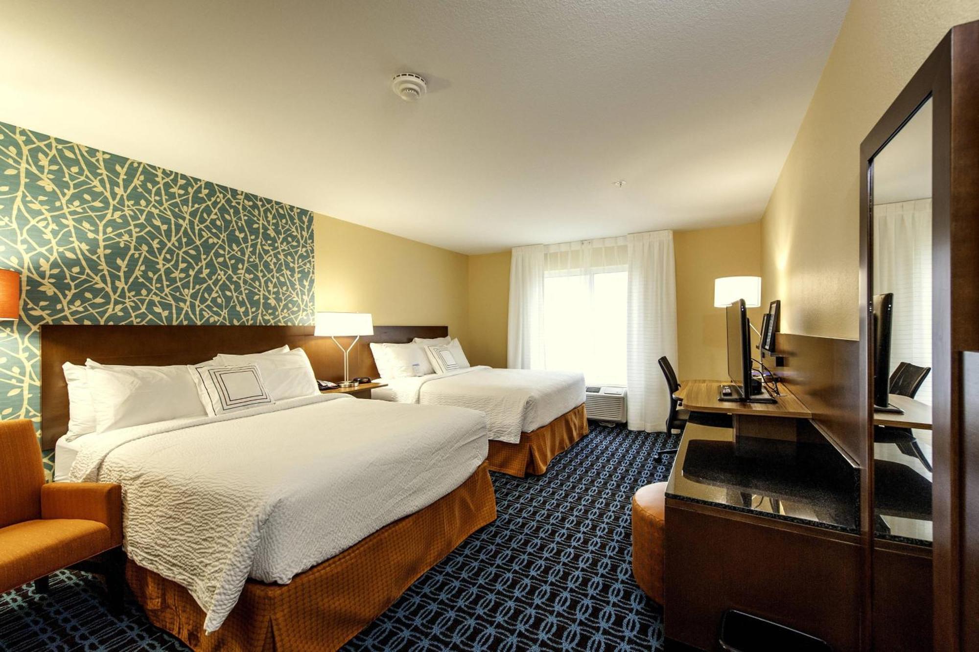 Fairfield Inn & Suites By Marriott Meridian Bagian luar foto