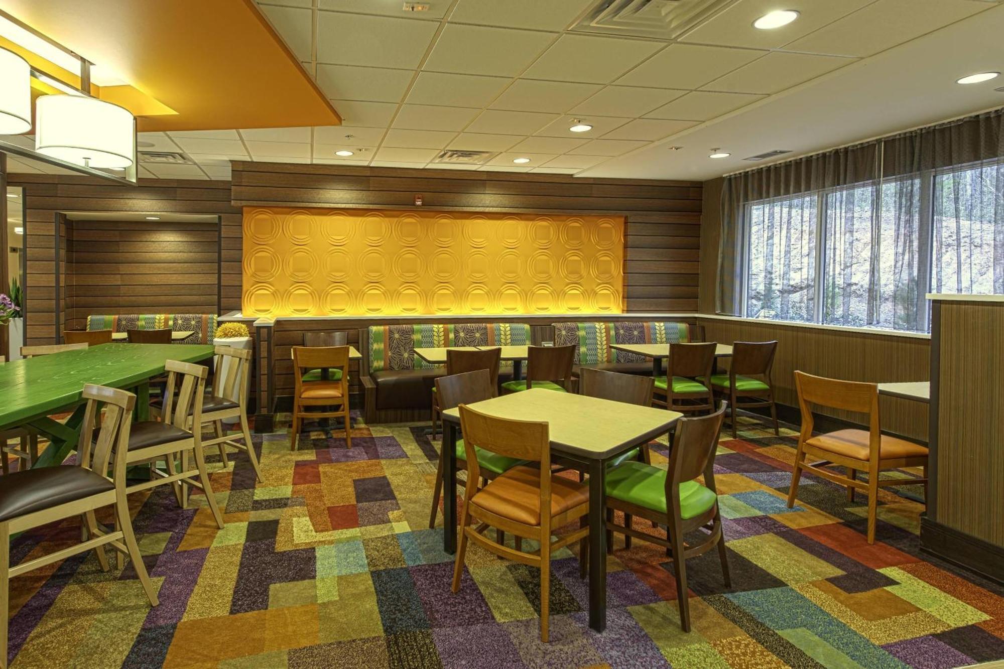 Fairfield Inn & Suites By Marriott Meridian Bagian luar foto