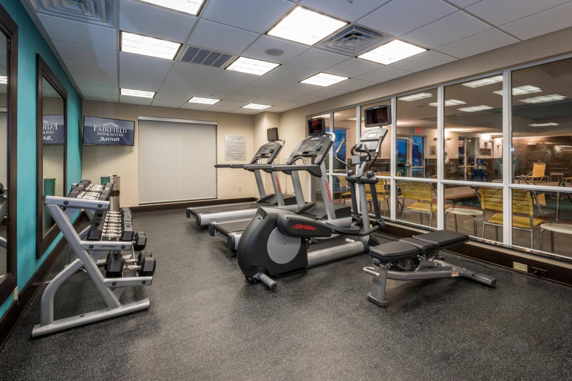 Fairfield Inn & Suites By Marriott Meridian Bagian luar foto