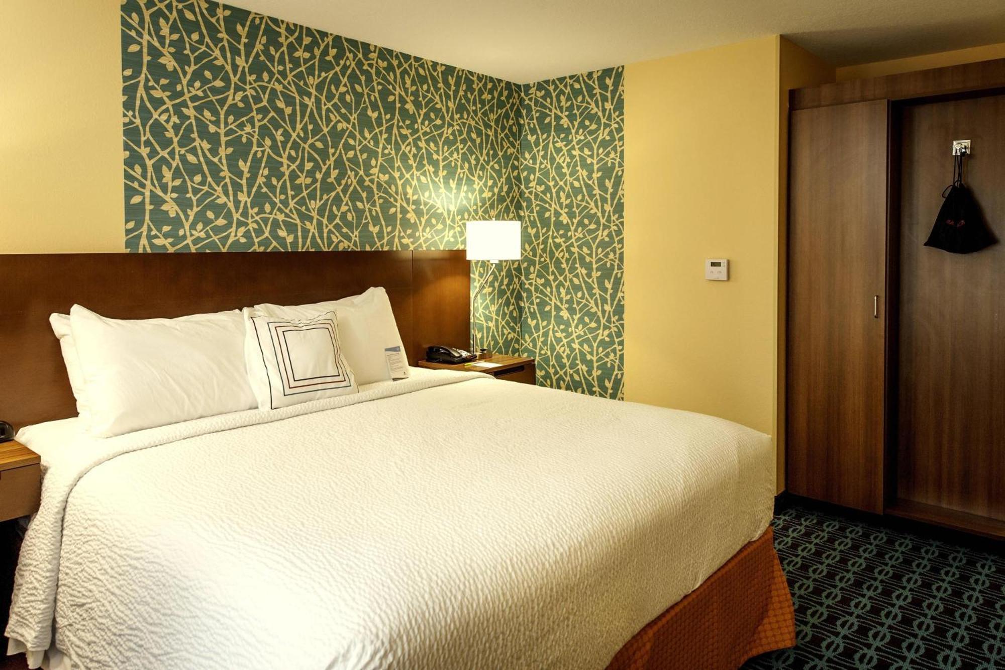 Fairfield Inn & Suites By Marriott Meridian Bagian luar foto
