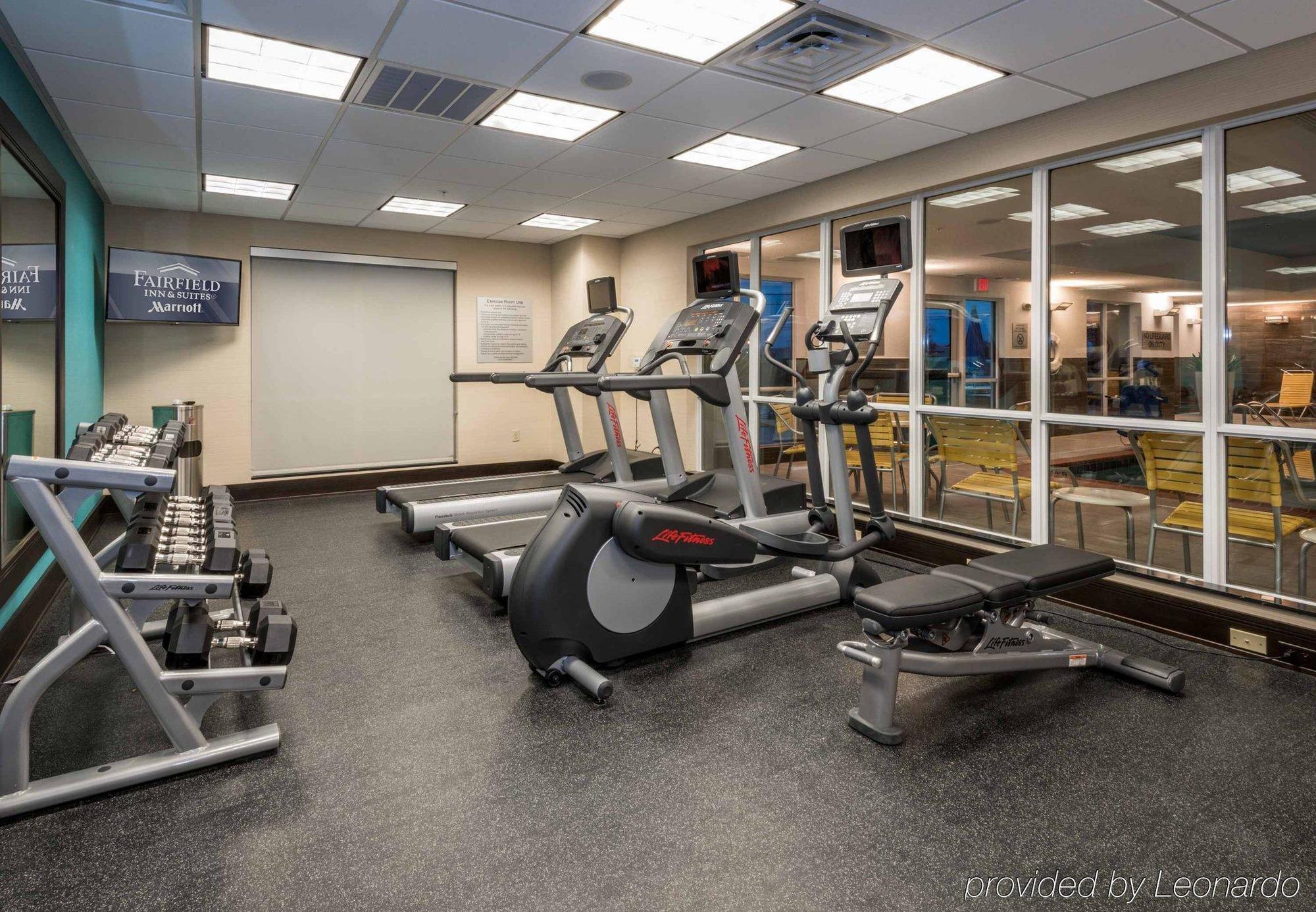 Fairfield Inn & Suites By Marriott Meridian Bagian luar foto