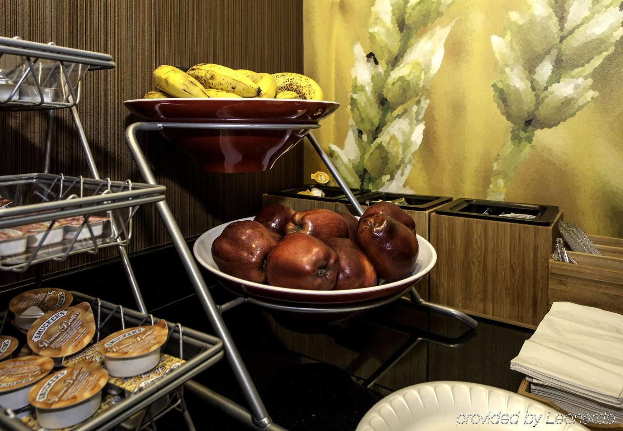 Fairfield Inn & Suites By Marriott Meridian Bagian luar foto